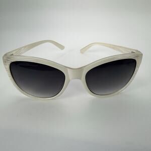 Womens Cat Eye Sunglasses Cream Ivory Clear Frame Gray Gradient Lens Oversized
